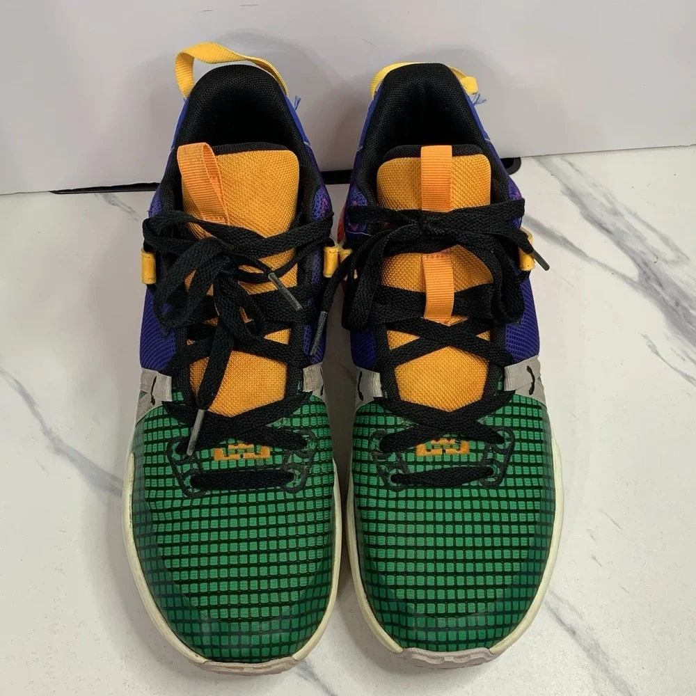 Size Youth 7 - Nike LeBron‎ Witness 7 Multi-Color